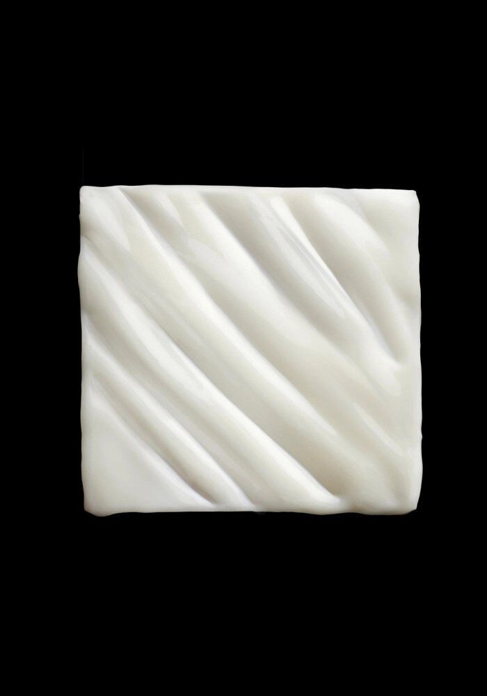 Serie Expert Curl Expression Long Lasting Moisturizer Leave In Cream