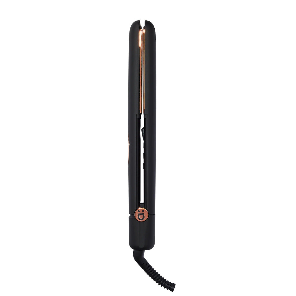 the confidante moisture maintenance titanium flat iron
