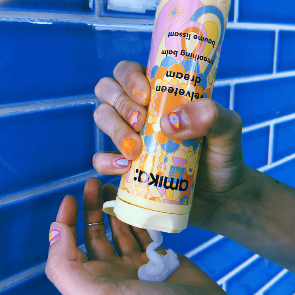 velveteen dream smoothing balm to tame frizzy hair